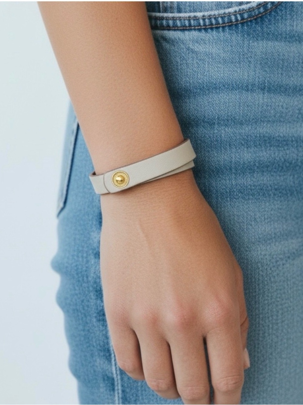 Stylish White Bracelet with Gold Snap Closure
